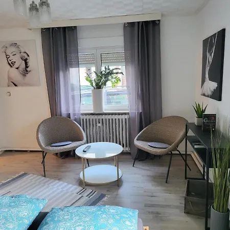 Hinter Haus * Rohrbach (Thuringia)